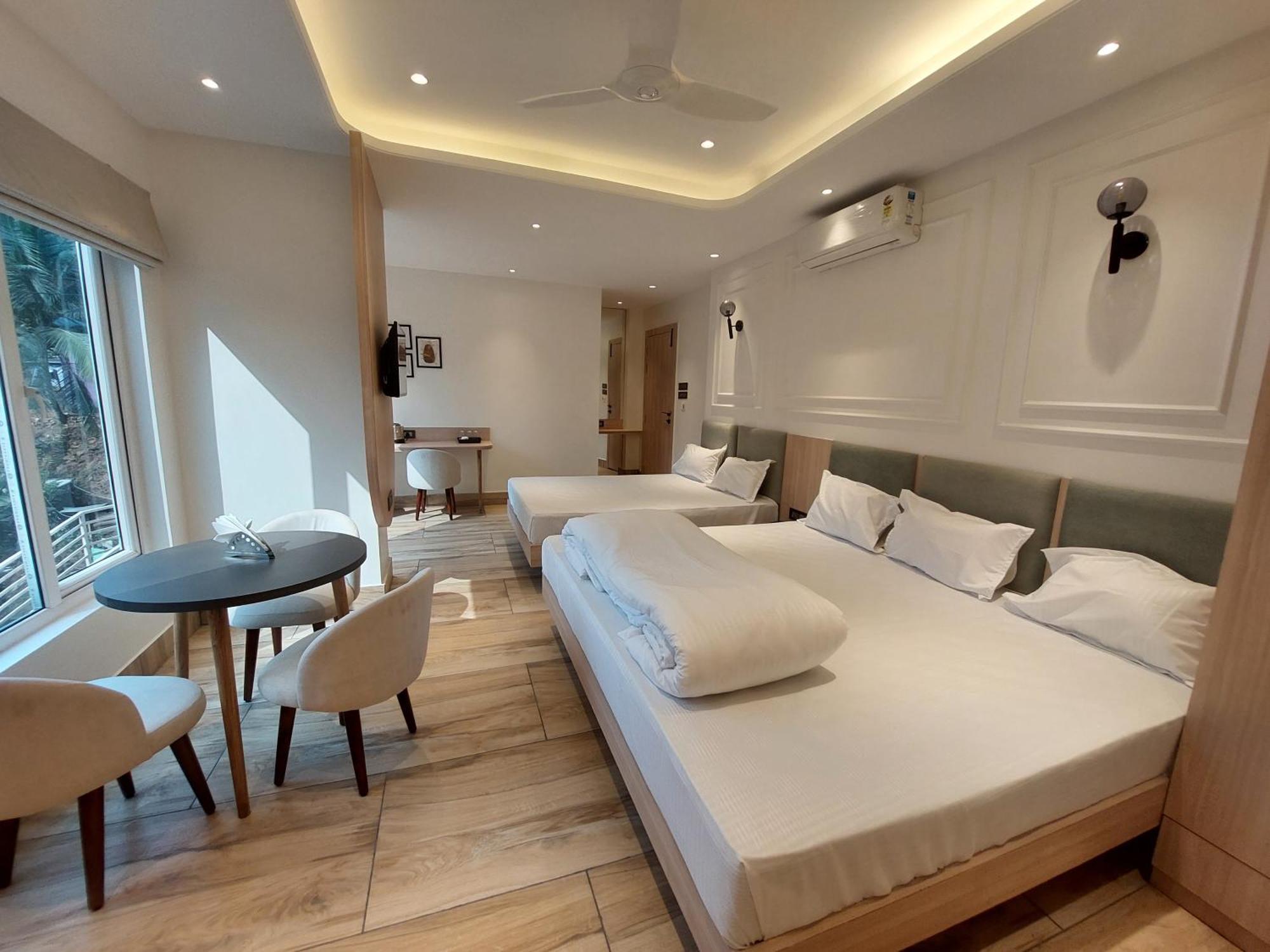 Rajasthani Dhani Hotel Khanapara Eksteriør billede