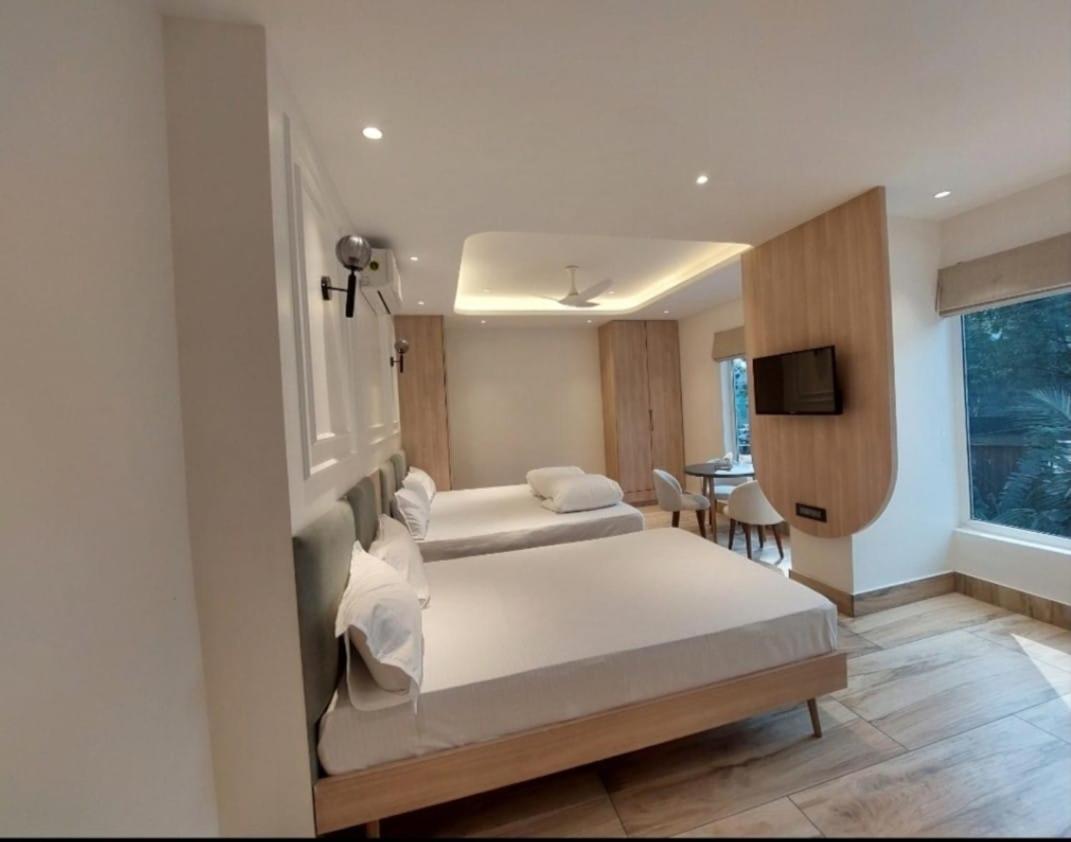 Rajasthani Dhani Hotel Khanapara Eksteriør billede